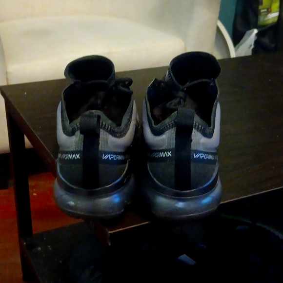 NIKE AIR VAPORMAX 2019 'GHOST BLACK' SZ 10 AR6631-004 - Picture 4 of 8